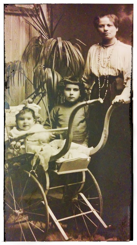 Cu Ana si Sivliu, in 1920