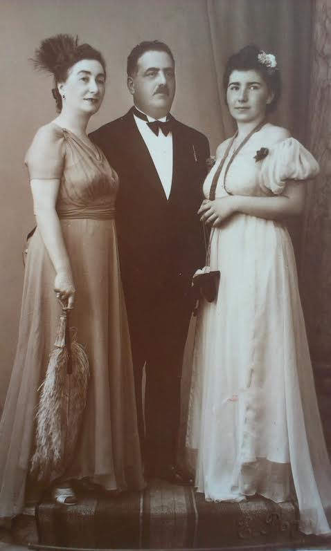 Anii '40, cu parintii