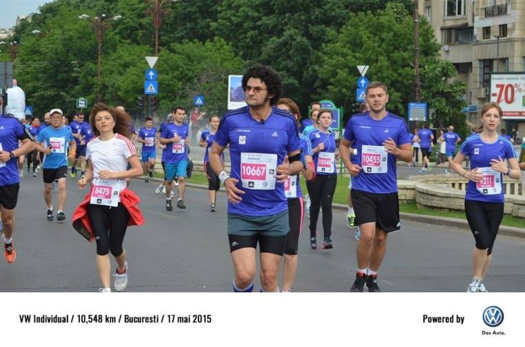 Semimarathon Bucuresti, mai 2015. Inca ma simt bine:-) Abia am pornit...