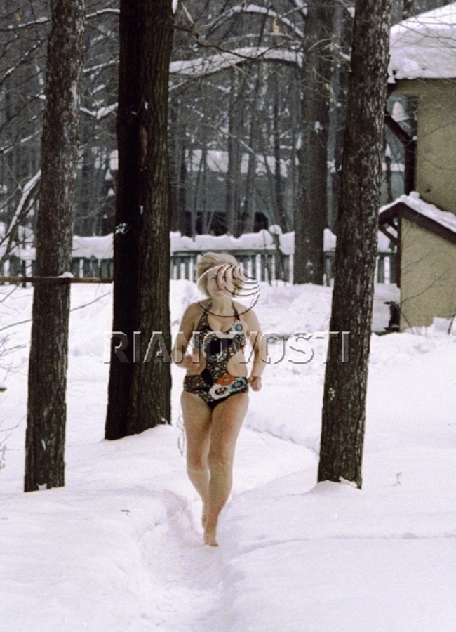 galina-shatalova-jogging-in-the-morning